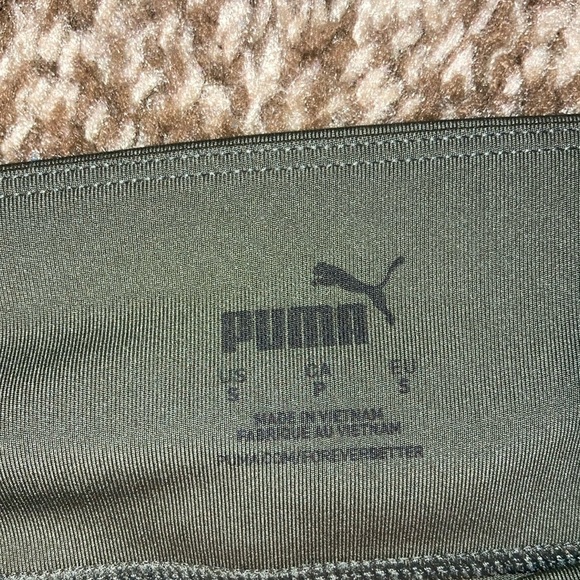 Puma Green Capris for Effortless Style - Picture 2 of 11